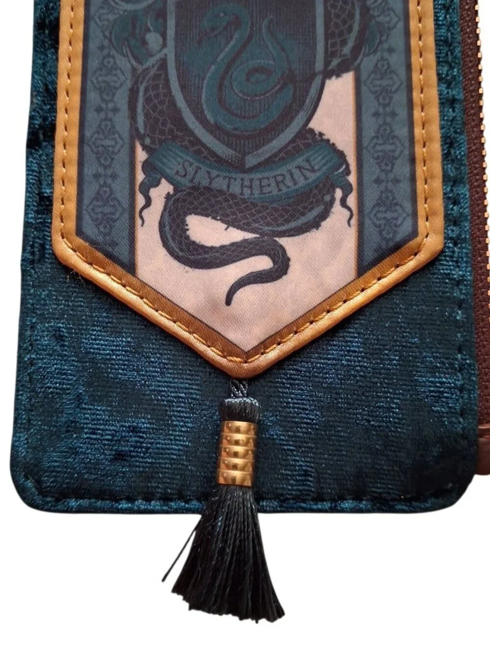 Loungefly Harry Potter Slytherin Banner Card Holder NEW NWT - Picture 4 of 9